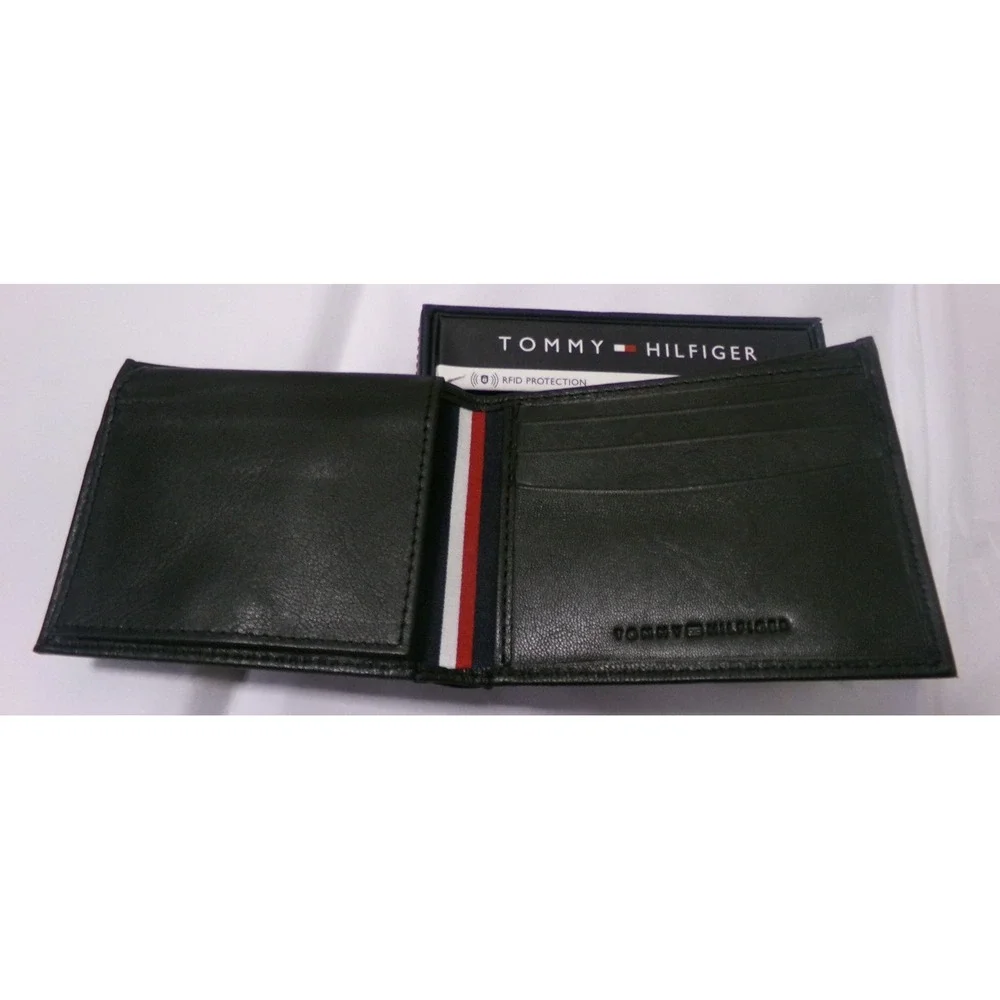 NIB Tommy Hilfiger Men's Bifold Leather Wallet~BLACK